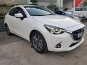 Cần bán xe Mazda 2 AT đời 2019, màu trắng, nhập khẩu Thái Lan