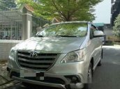 Bán Toyota Innova E đời 2015, màu bạc, chính chủ, giá 548tr