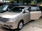 Bán Toyota Innova 2.0V 2014, màu vàng, giá tốt