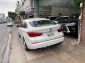 Cần bán gấp BMW 528 GT Series đăng ký lần đầu 2014, màu trắng xe nhập