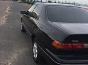 Xe Toyota Camry GLi 2.2 năm sản xuất 1998, màu đen, xe nhập  