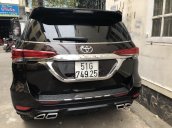 Bán xe Toyota Fortuner đời 2017, màu nâu nhập khẩu