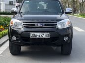 Bán xe Ford Everest 2.5 MT năm sản xuất 2014, màu đen chính chủ  