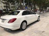 Cần bán lại xe Mercedes đời 2015, màu trắng, nhập khẩu nguyên chiếc