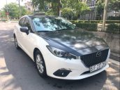 Cần bán xe Mazda 3 đời 2015, hai màu xe gia đình