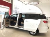 Cần bán xe Kia Sedona sản xuất 2019, màu trắng, giá tốt