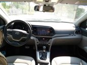 Cần bán lại xe Hyundai Elantra 2.0L đời 2016, màu trắng, 614tr