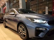 Cần bán lại xe Kia Cerato 1.6 AT đời 2019, màu xanh lam, giá tốt