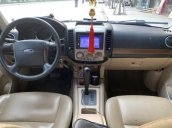 Cần bán gấp Ford Everest đời 2012, màu đen, giá 545tr