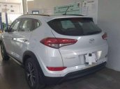 Cần bán gấp Hyundai Tucson đời 2016, màu trắng, xe nhập như mới, 860tr