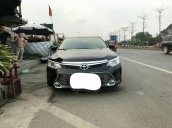 Cần bán lại xe Toyota Camry 2.5Q sản xuất 2016, màu đen