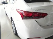 Cần bán xe Hyundai Accent 1.4 MT Base sản xuất 2019, màu trắng, 425tr