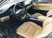 Cần bán gấp Lexus ES đời 2016, màu đen nhập từ Nhật