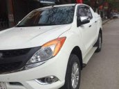 Cần bán lại xe Mazda BT 50 sản xuất 2015, màu trắng, xe nhập chính chủ