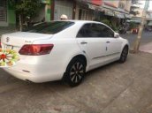 Cần bán Toyota Camry năm sản xuất 2006, màu trắng chính chủ