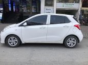 Bán Hyundai Grand i10 1.0 MT Base 2017, màu trắng, nhập khẩu nguyên chiếc