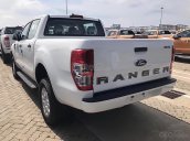 Bán xe Ford Ranger XLS 2.2L 4x2 AT sản xuất 2018, màu trắng, xe nhập giá cạnh tranh
