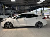 Bán Kia Cerato 1.6AT 2017, màu trắng, đúng chất, biển TP, giá TL, hỗ trợ trả góp