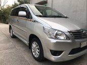 Gia đình bán xe Toyota Innova đời 2013, màu bạc