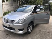 Gia đình bán xe Toyota Innova đời 2013, màu bạc