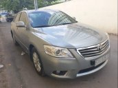 Gia đình bán Toyota Camry 2.4G 2010, màu xám