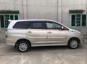 Gia đình bán xe Toyota Innova đời 2013, màu bạc