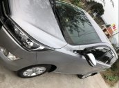 Cần bán gấp Toyota Innova đời 2016, màu bạc, 665tr