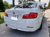 Cần bán BMW 5 Series 528i sản xuất năm 2010, màu trắng, xe còn mới tinh