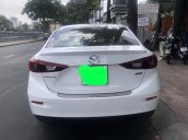 Cần bán Mazda 3 1.5AT sản xuất 2018, màu trắng chính chủ, 695 triệu