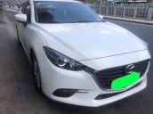 Cần bán Mazda 3 1.5AT sản xuất 2018, màu trắng chính chủ, 695 triệu