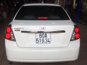 Cần bán Daewoo Lacetti năm sản xuất 2004, màu trắng 