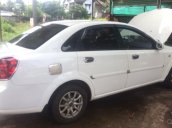 Cần bán Daewoo Lacetti năm sản xuất 2004, màu trắng 