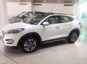 Bán Hyundai Tucson 2.0 AT năm 2019, màu trắng, 770 triệu