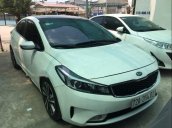 Bán Kia Cerato 2018, màu trắng số tự động, 560 triệu