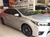 Cần bán xe Toyota Corolla Altis 2.0V năm sản xuất 2015, màu bạc