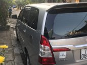 Cần bán lại xe cũ Toyota Innova sản xuất 2014, màu bạc