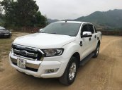 Bán Ford Ranger XLT trắng tinh khôi - đẹp như Ngọc Trinh