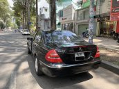 Cần bán Mercedes E240 sản xuất năm 2005, màu đen  