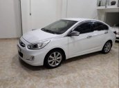 Bán gấp Hyundai Accent 2013, màu trắng, nhập khẩu 