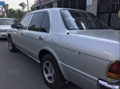 Cần bán lại xe Toyota Crown đời 1994, màu bạc, zin nguyên