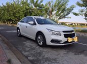 Gia đình bán Chevrolet Cruze đời 2016, màu trắng, 405 triệu