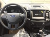 Bán Ford Everest đời 2019, màu trắng, xe nhập
