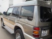 Bán xe Mitsubishi Pajero đời 2006, màu vàng, số sàn 