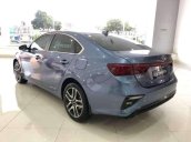 Bán Kia Cerato đời 2019, màu xanh lam, nhập khẩu