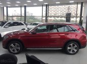 Bán Mercedes GLC 200 năm sản xuất 2019, màu đỏ