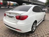 Bán xe Hyundai Avante 1.6AT đời 2015, màu trắng Hà Nội