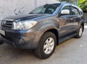 Bán Toyota Fortuner V cuối 2011, ít dùng, chưa từng va chạm, bơi lội hay hư hỏng gì