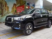 Bán Toyota Hilux đời 2019, màu đen, nhập khẩu, 695tr