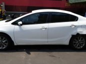 Cần bán Kia Cerato, đăng ký lần đầu tháng 7/2016, số sàn màu trắng, chạy 54,000km