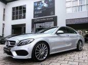 Bán ô tô Mercedes C300 AMG đời 2018, màu bạc